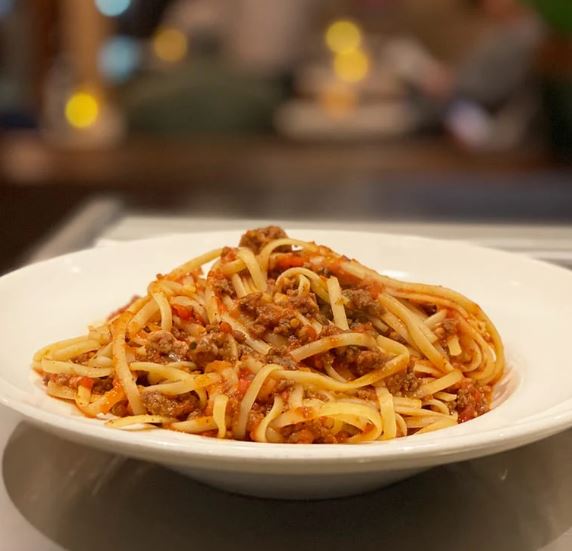 LINGUINE BOLONEZ